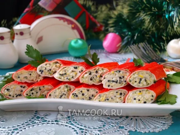 Фото блюда: Крабовые палочки, фаршированные сыром и икрой из водорослей