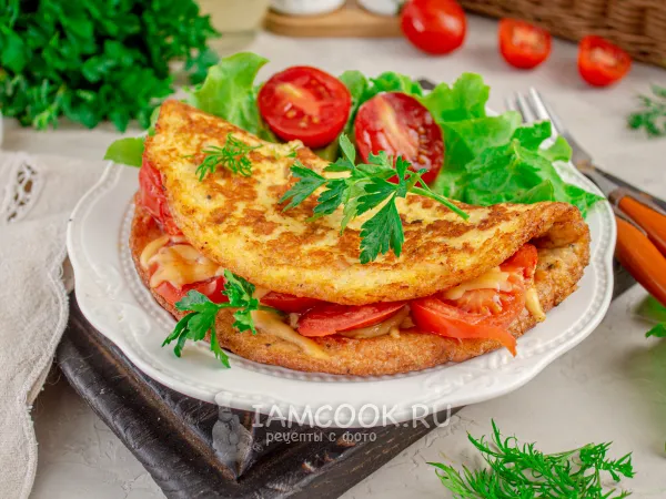 Фото готового блюда: Омлет с куриным фаршем (на сковороде)