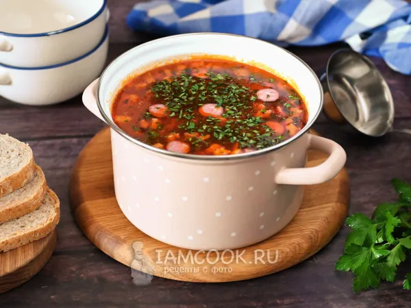 Фото блюда: Щи из квашеной капусты с копченостями