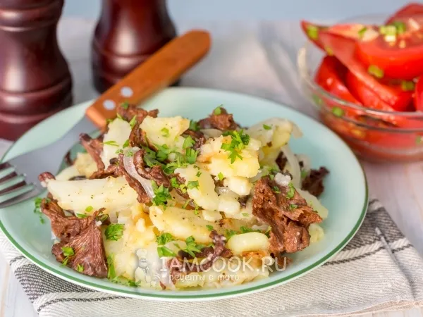 Фото блюда: Жареная картошка с сушеными лисичками