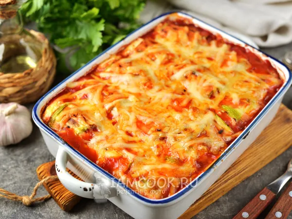 Фото готового блюда: Рулетики из кабачков с творогом в духовке