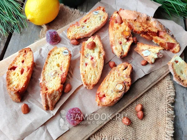 Фото готового блюда: Печенье бискотти с мармеладом (вишнёвым)