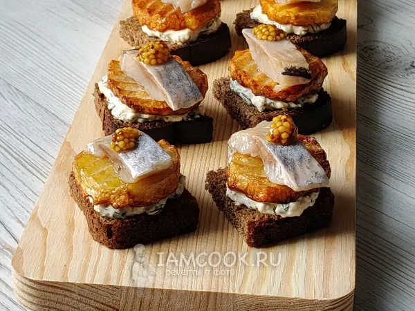 Фото блюда: Бутерброды с жареной картошкой