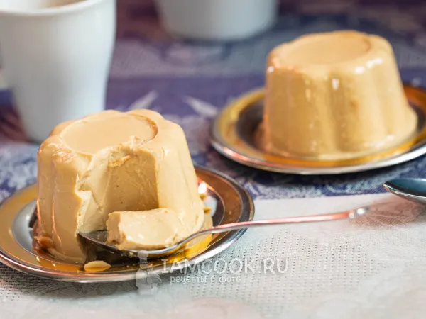 Фото готового блюда: Бланманже со сметаной