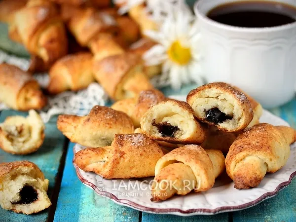 Фото готового блюда: Рогалики из творожного теста