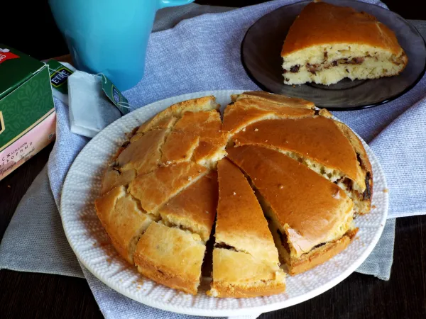 Фото блюда: Заливной пирог с рыбой на майонезе и сметане