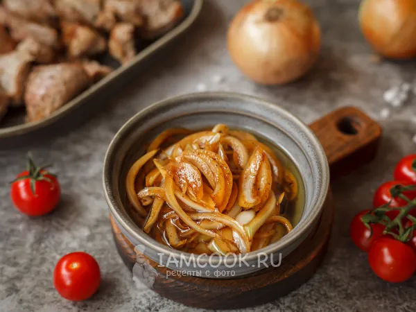 Фото блюда: Маринованный лук в соевом соусе