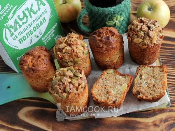 Фото блюда: Маффины из полбяной муки с морковью и яблоком