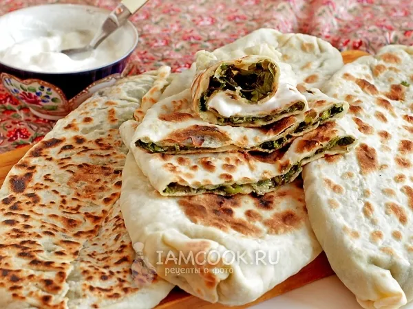 Фото готового блюда: Лепешки с зеленью по-кавказски