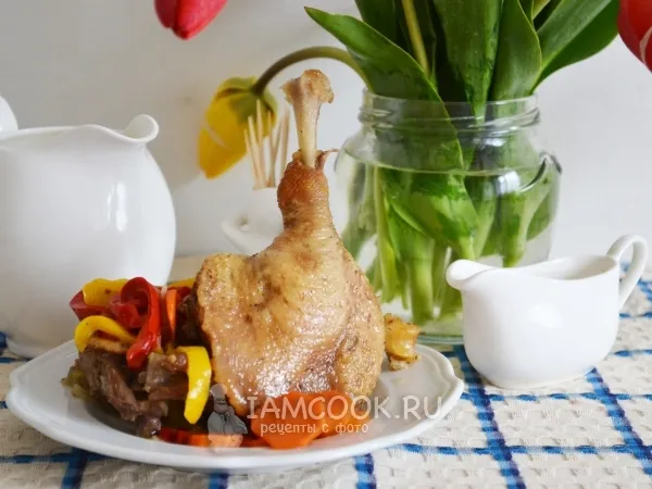 Фото готового блюда: Гусь в мультиварке кусочками