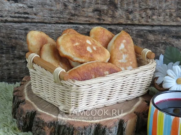 Фото блюда: Жареные пирожки с капустой и яйцом