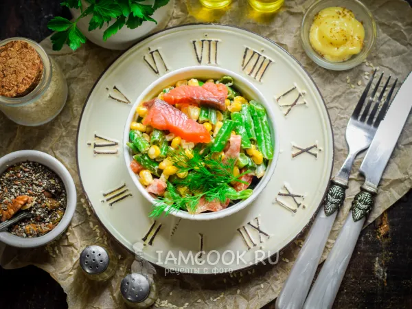 Фото готового блюда: Салат «Три мушкетера»