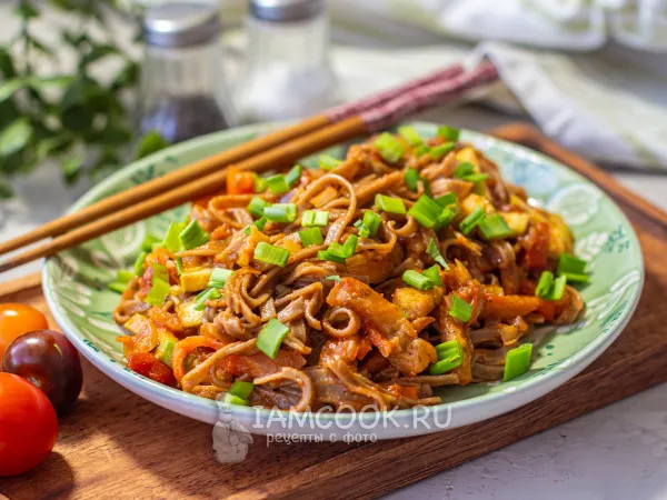 Фото блюда: Гречневая лапша с баклажанами