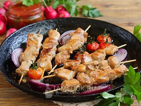 Фото блюда: Шашлык из курицы на сковороде