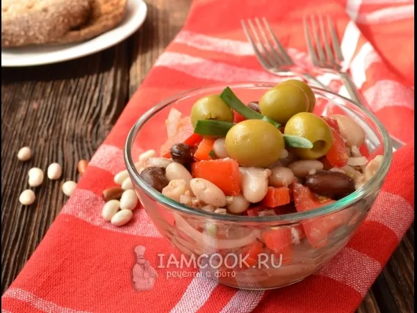 Фото готового блюда: Салат с фасолью, тунцом и овощами