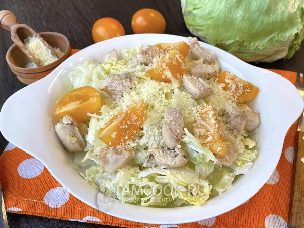 Фото готового блюда: Диетический салат «Цезарь» с курицей (ПП)