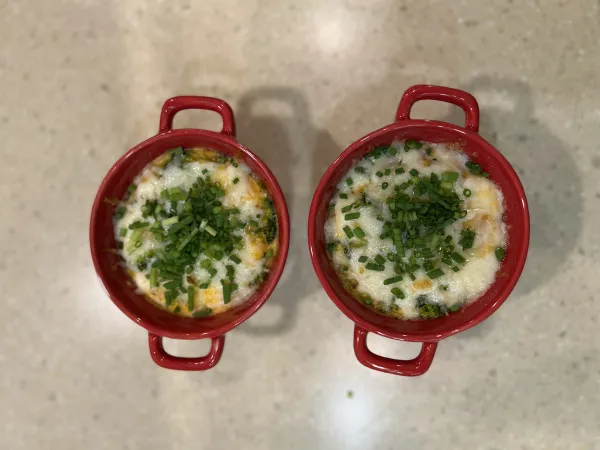 Фото блюда: Яичница с брокколи и сладким перцем (в духовке)