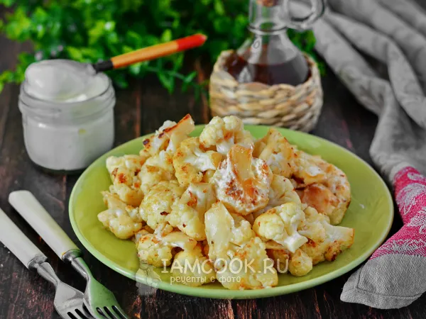 Фото блюда: Цветная капуста со сметаной на сковороде