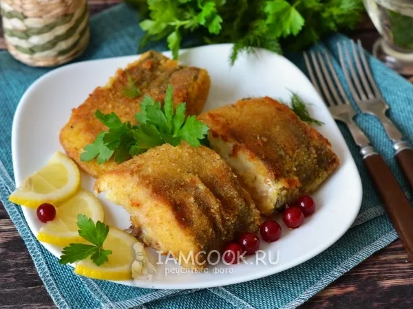 Фото блюда: Жареный судак в панировочных сухарях (на сковороде)