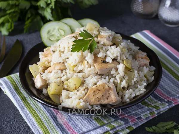 Фото блюда: Рис с курицей и кабачками