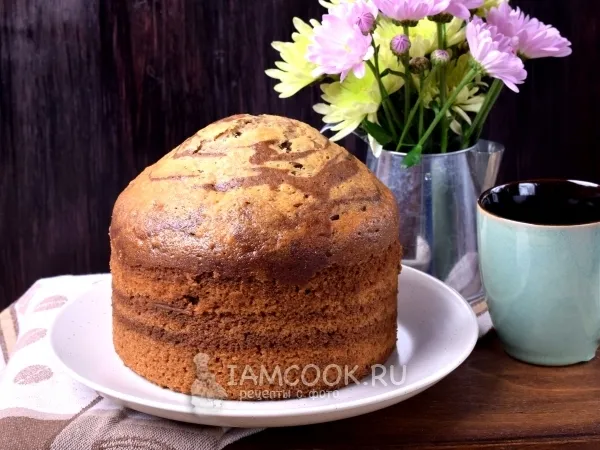 Фото готового блюда: Пирог «Зебра» на сыворотке