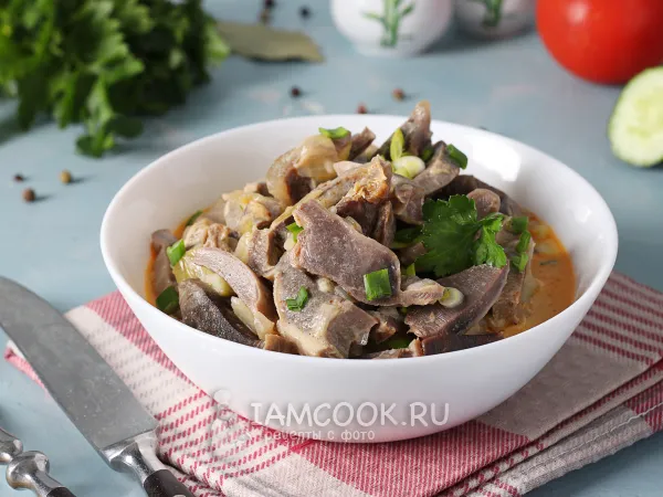 Фото готового блюда: Желудки индейки со сметаной