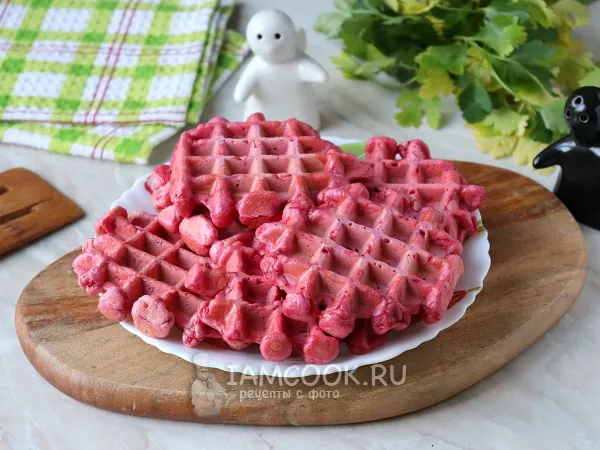 Фото готового блюда: Свекольные вафли