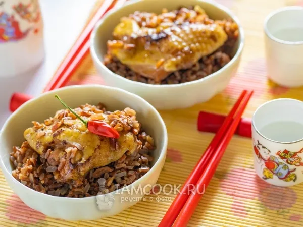 Фото блюда: Красный рис с курицей