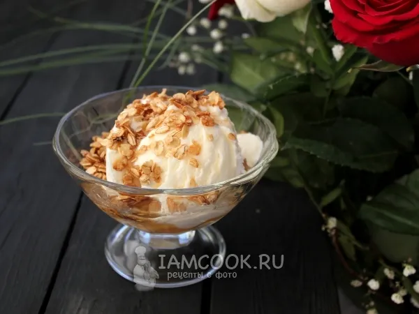 Фото готового блюда: Мюсли - медовый геркулес к мороженому