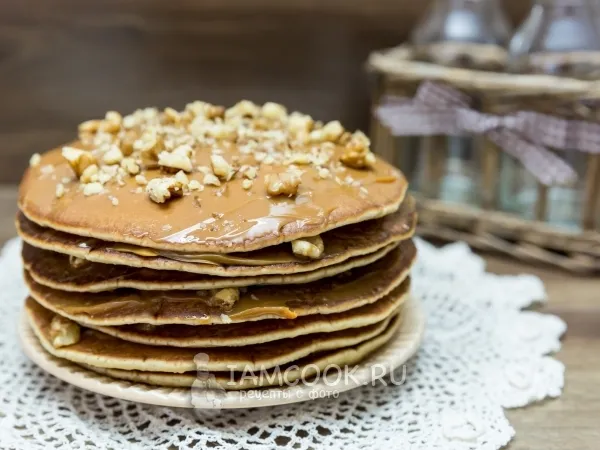 Фото блюда: Толстые блины на остатках закваски