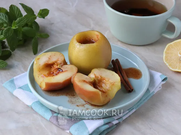 Фото готового блюда: Яблоки на пару в пароварке