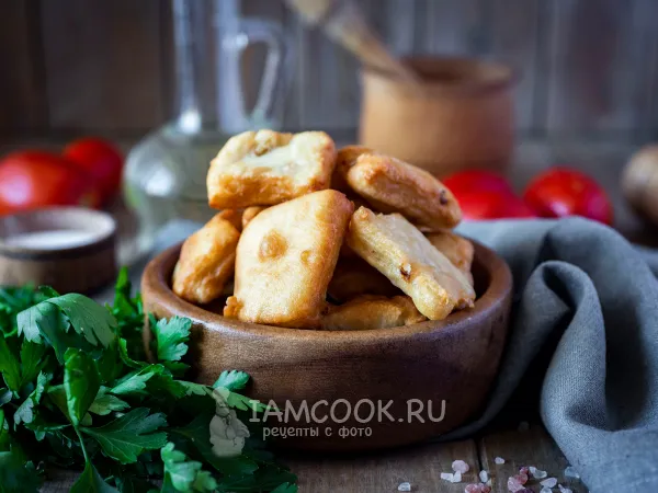 Фото готового блюда: Баурсаки с луком (на кефире)