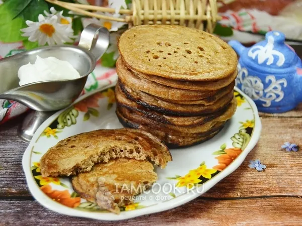 Фото готового блюда: Блины на кислом молоке с дырочками