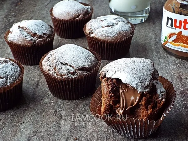 Фото готового блюда: Шоколадные кексы с нутеллой