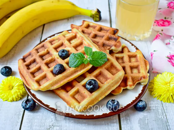 Фото готового блюда: Венские вафли с бананом в мультипекаре