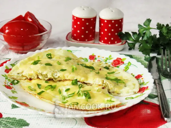 Фото блюда: Омлет с солеными огурцами