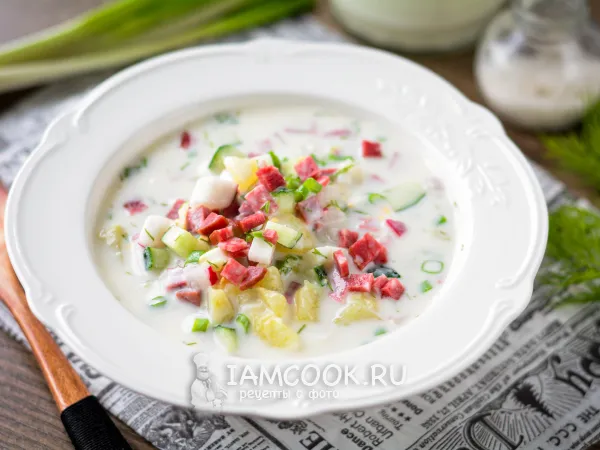 Фото готового блюда: Окрошка с копченой колбасой (на кефире с газировкой)