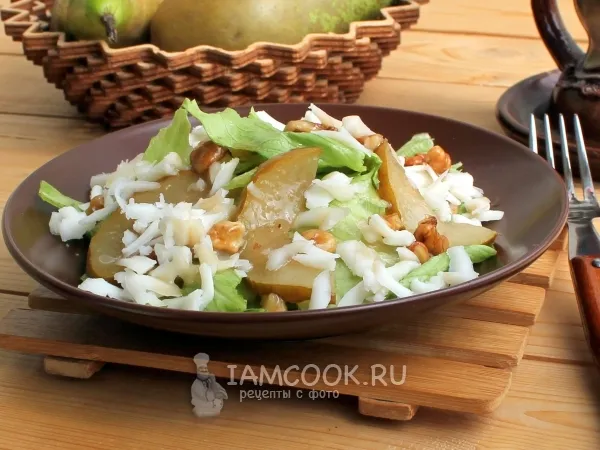 Фото блюда: Салат с грушей и сыром