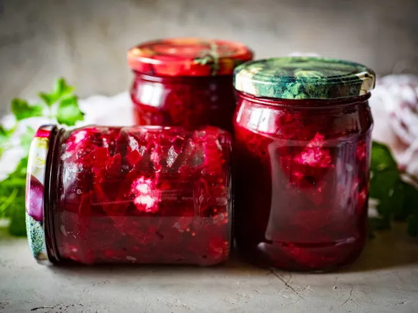 Фото блюда: Маринованная свекла с хреном на зиму