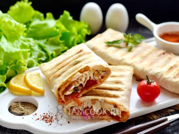 Фото готового блюда: Скумбрия в лаваше по-турецки