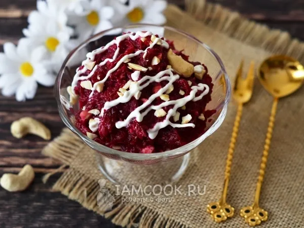 Фото блюда: Свекольный салат с кешью
