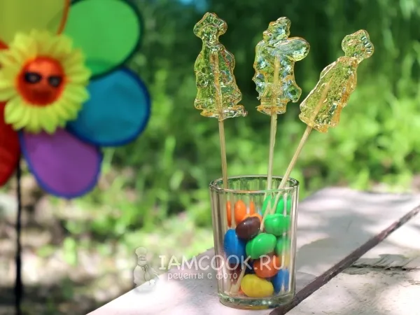 Фото блюда: Домашние леденцы на палочке в форме
