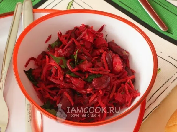 Фото готового блюда: Салат со свеклой и фасолью