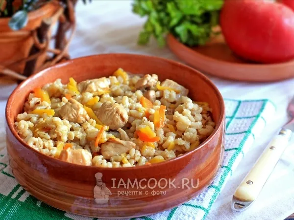 Фото блюда: Плов из перловки с курицей