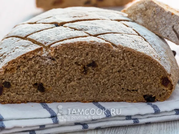 Фото готового блюда: Ржаной хлеб с изюмом