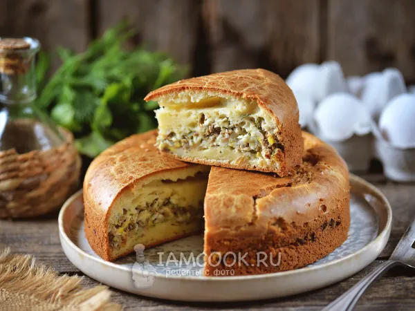 Фото блюда: Заливной пирог с консервированным тунцом и яйцом