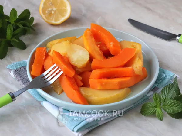 Фото готового блюда: Тыква с айвой, запеченная в духовке