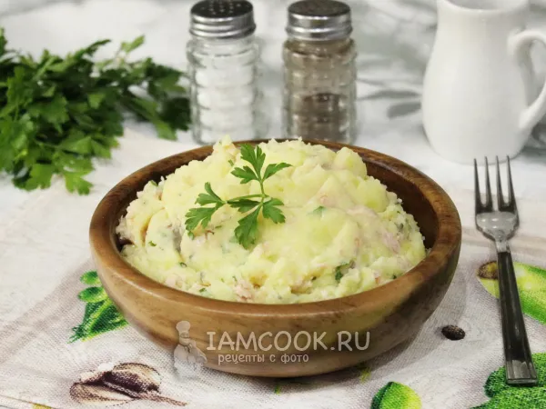 Фото готового блюда: Картофельное пюре с горбушей