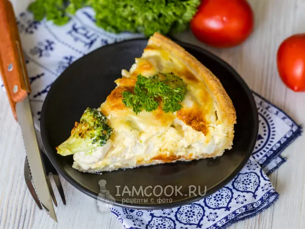 Фото готового блюда: Киш с рыбой и брокколи