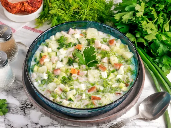 Фото блюда: Окрошка с салом